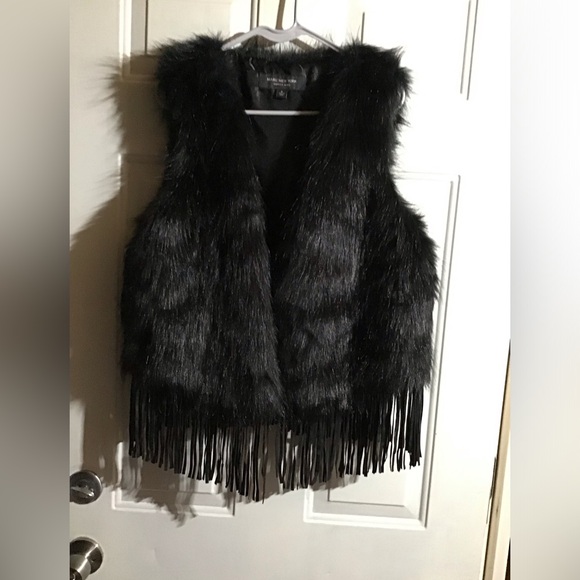 Marc New York Jackets & Blazers - NWOT Marc New York luxury faux fur vest